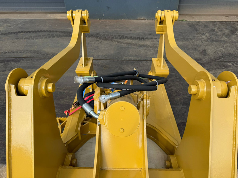 Caterpillar D6 New Gen Ripper with 1 Cylinder leasing Caterpillar D6 New Gen Ripper with 1 Cylinder: picture 7