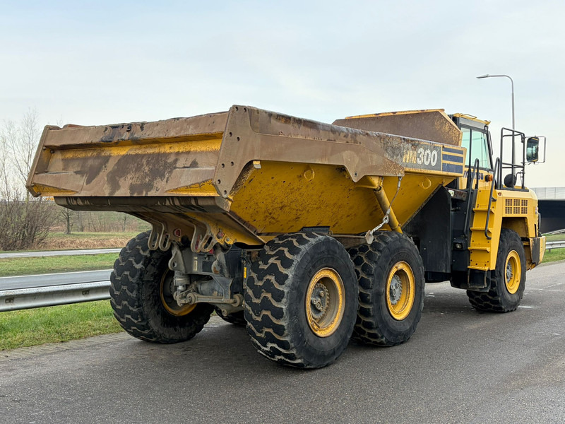 Komatsu HM300-3 - Articulated dumper: picture 5 Komatsu HM300-3 - Articulated dumper: picture 5