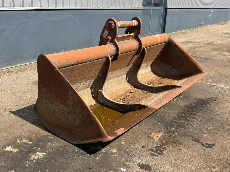 Lehnhoff Cleaning bucket ng4-2500 Lehnhoff MS25 - Bucket: picture 1 Lehnhoff Cleaning bucket ng4-2500 Lehnhoff MS25 - Bucket: picture 1