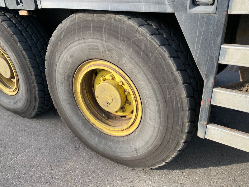 Mobile crane Liebherr LTM1055/1: picture 17