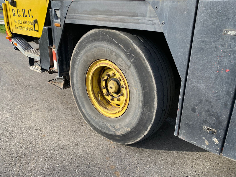 Mobile crane Liebherr LTM1055/1: picture 15