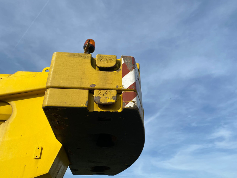 Mobile crane Liebherr LTM1055/1: picture 9