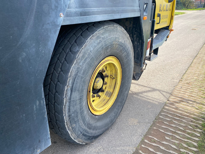 Mobile crane Liebherr LTM1055/1: picture 19