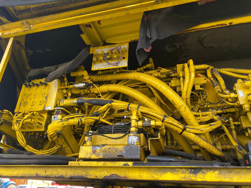 Mobile crane Liebherr LTM1055/1: picture 14