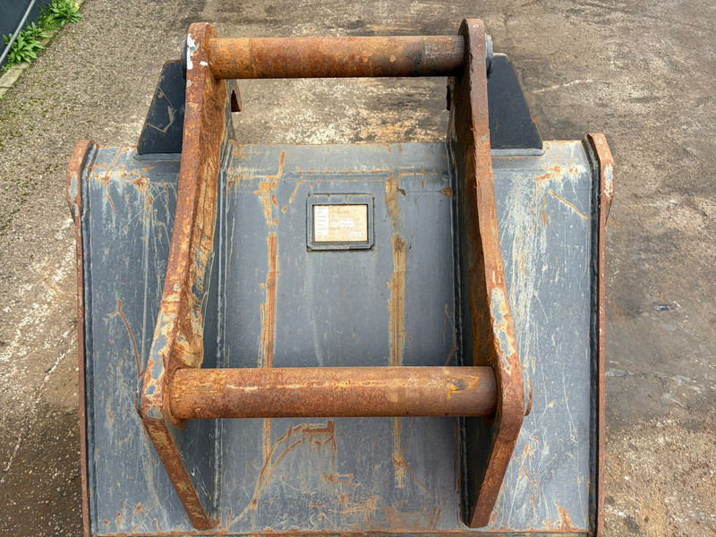 PMC S70 DGB223 1200L 1200mm Bucket - Bucket: picture 5 PMC S70 DGB223 1200L 1200mm Bucket - Bucket: picture 5