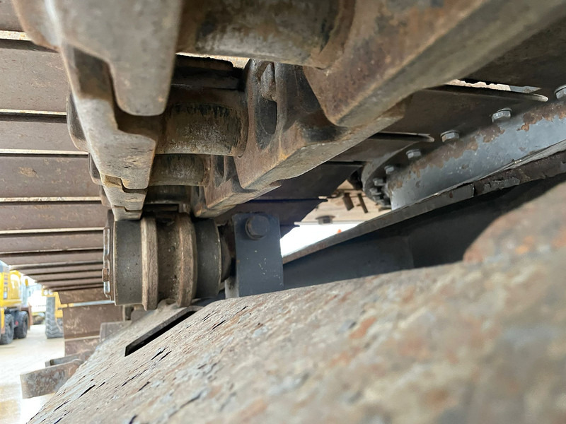 Crawler excavator Volvo ECR145EL: picture 14