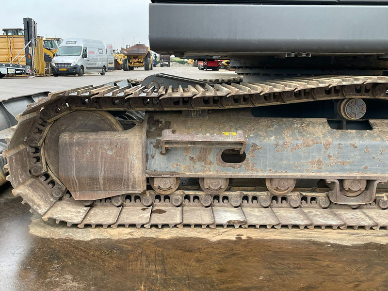 Crawler excavator Volvo ECR145EL: picture 11
