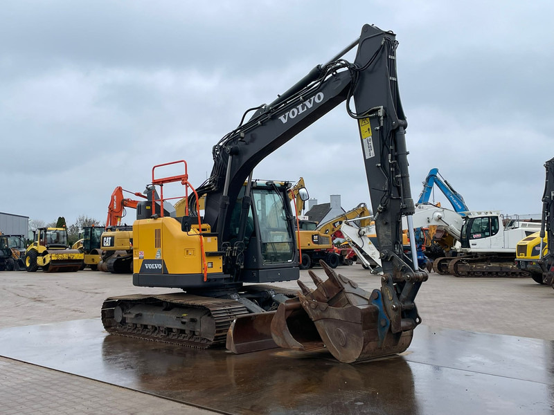 Crawler excavator Volvo ECR145EL: picture 7