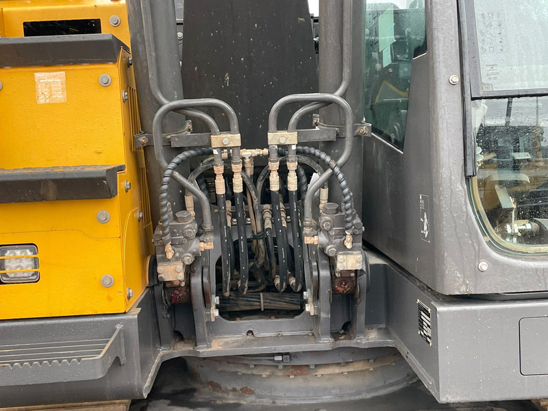 Crawler excavator Volvo ECR145EL: picture 9