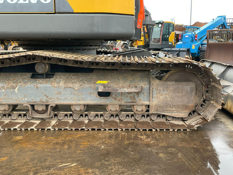 Crawler excavator Volvo ECR145EL: picture 16