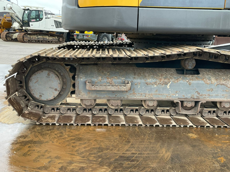 Crawler excavator Volvo ECR145EL: picture 15