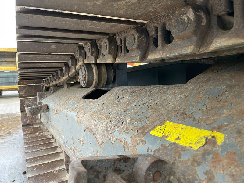 Crawler excavator Volvo ECR145EL: picture 17