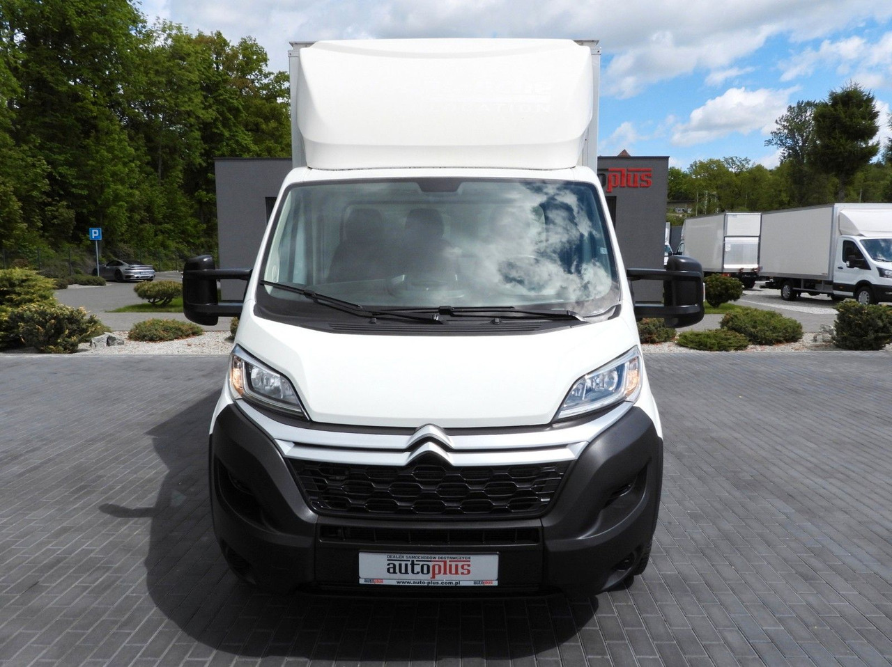 Citroën JUMPER KOFFER AUFZUG 8 PALETTEN TEMPOMAT NAVI Citroën JUMPER KOFFER AUFZUG 8 PALETTEN TEMPOMAT NAVI - Closed box van: picture 5 Citroën JUMPER KOFFER AUFZUG 8 PALETTEN TEMPOMAT NAVI Citroën JUMPER KOFFER AUFZUG 8 PALETTEN TEMPOMAT NAVI - Closed box van: picture 5