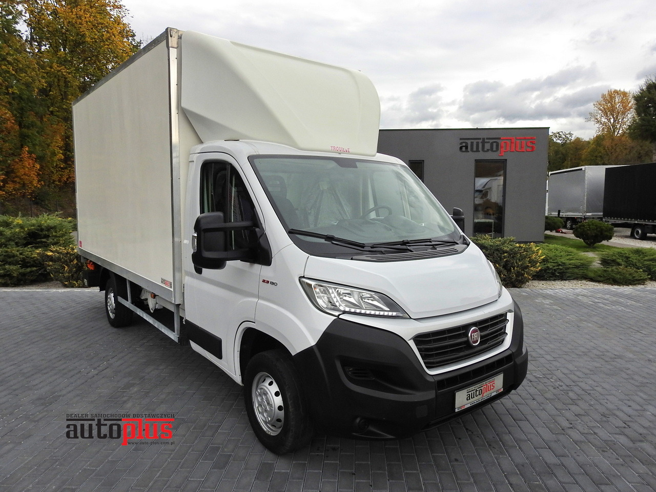 FIAT DUCATO BOX LIFT 8 PALLETS CRUISE CONTROL NAVIGATION AIR CONDITIONING LED LIGHTS 130HP - Closed box van: picture 1 FIAT DUCATO BOX LIFT 8 PALLETS CRUISE CONTROL NAVIGATION AIR CONDITIONING LED LIGHTS 130HP - Closed box van: picture 1