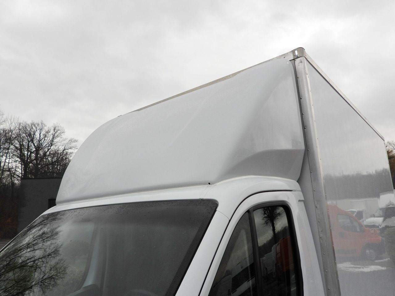 Closed box van FIAT DUCATO BOX LIFT 8 PALLETS CRUISE CONTROL NAVIGATION LED LIGHTS AIR CONDITIONING 130HP: picture 20 Closed box van FIAT DUCATO BOX LIFT 8 PALLETS CRUISE CONTROL NAVIGATION LED LIGHTS AIR CONDITIONING 130HP: picture 20