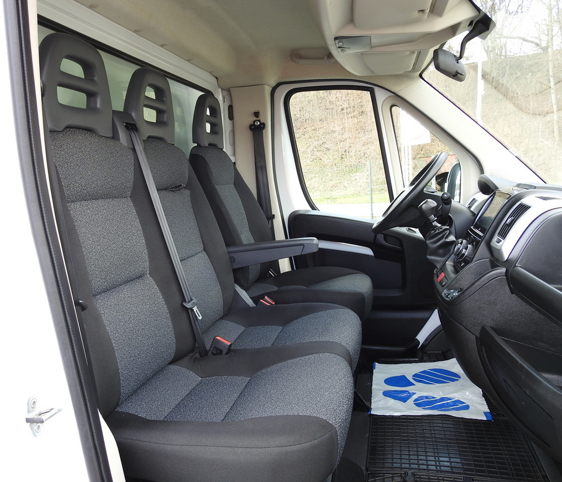 Closed box van FIAT DUCATO  BOX LIFT 8 PALLETS CRUISE CONTROL NAVIGATION LED LIGHTS AIR CONDITIONING  130HP: picture 36