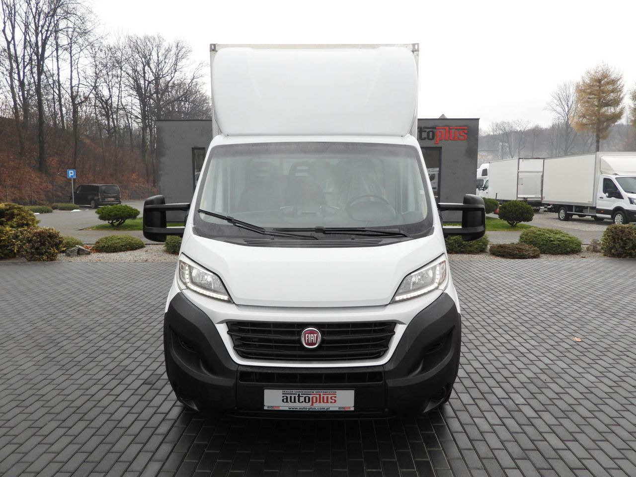 Closed box van FIAT DUCATO BOX LIFT 8 PALLETS CRUISE CONTROL NAVIGATION LED LIGHTS AIR CONDITIONING 130HP: picture 5 Closed box van FIAT DUCATO BOX LIFT 8 PALLETS CRUISE CONTROL NAVIGATION LED LIGHTS AIR CONDITIONING 130HP: picture 5