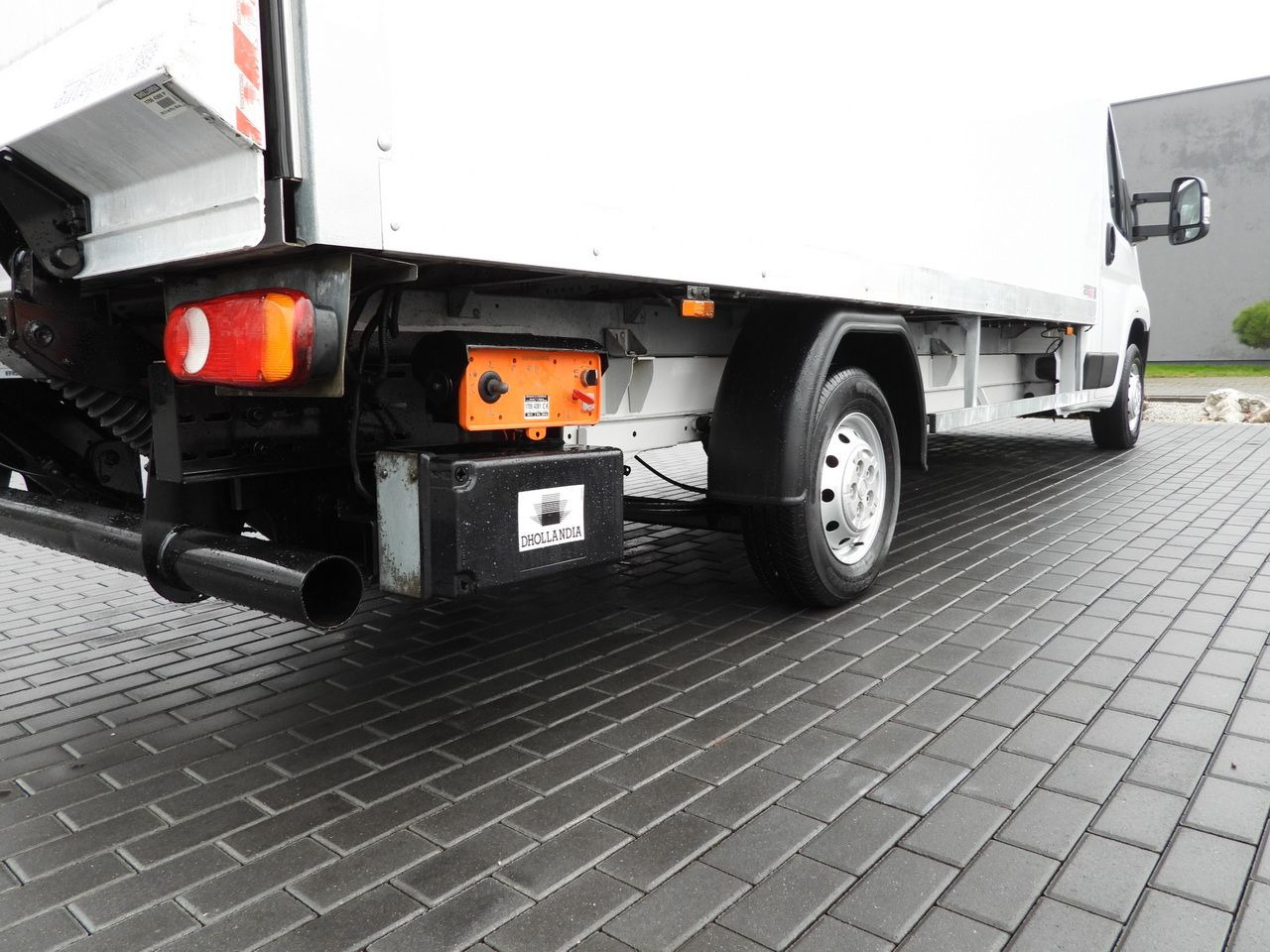 Closed box van FIAT DUCATO BOX LIFT 8 PALLETS CRUISE CONTROL NAVIGATION LED LIGHTS AIR CONDITIONING 130HP: picture 16 Closed box van FIAT DUCATO BOX LIFT 8 PALLETS CRUISE CONTROL NAVIGATION LED LIGHTS AIR CONDITIONING 130HP: picture 16