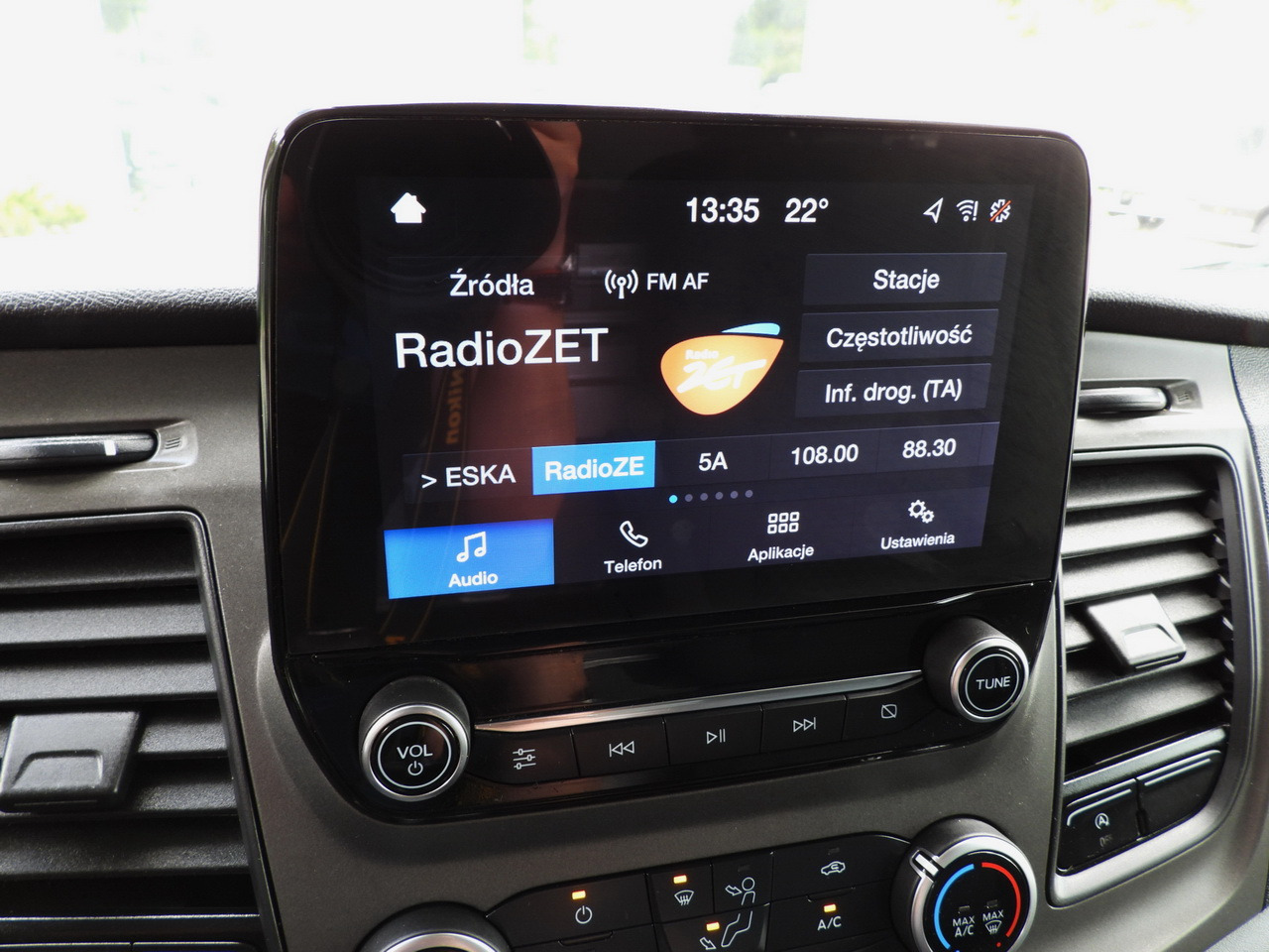 Curtain side van FORD TRANSIT TARPAULIN 10 PALLETS WEBASTO CRUISE CONTROL LED LIGHTS PNEUMATICS AIR CONDITIONING 160HP: picture 38 Curtain side van FORD TRANSIT TARPAULIN 10 PALLETS WEBASTO CRUISE CONTROL LED LIGHTS PNEUMATICS AIR CONDITIONING 160HP: picture 38