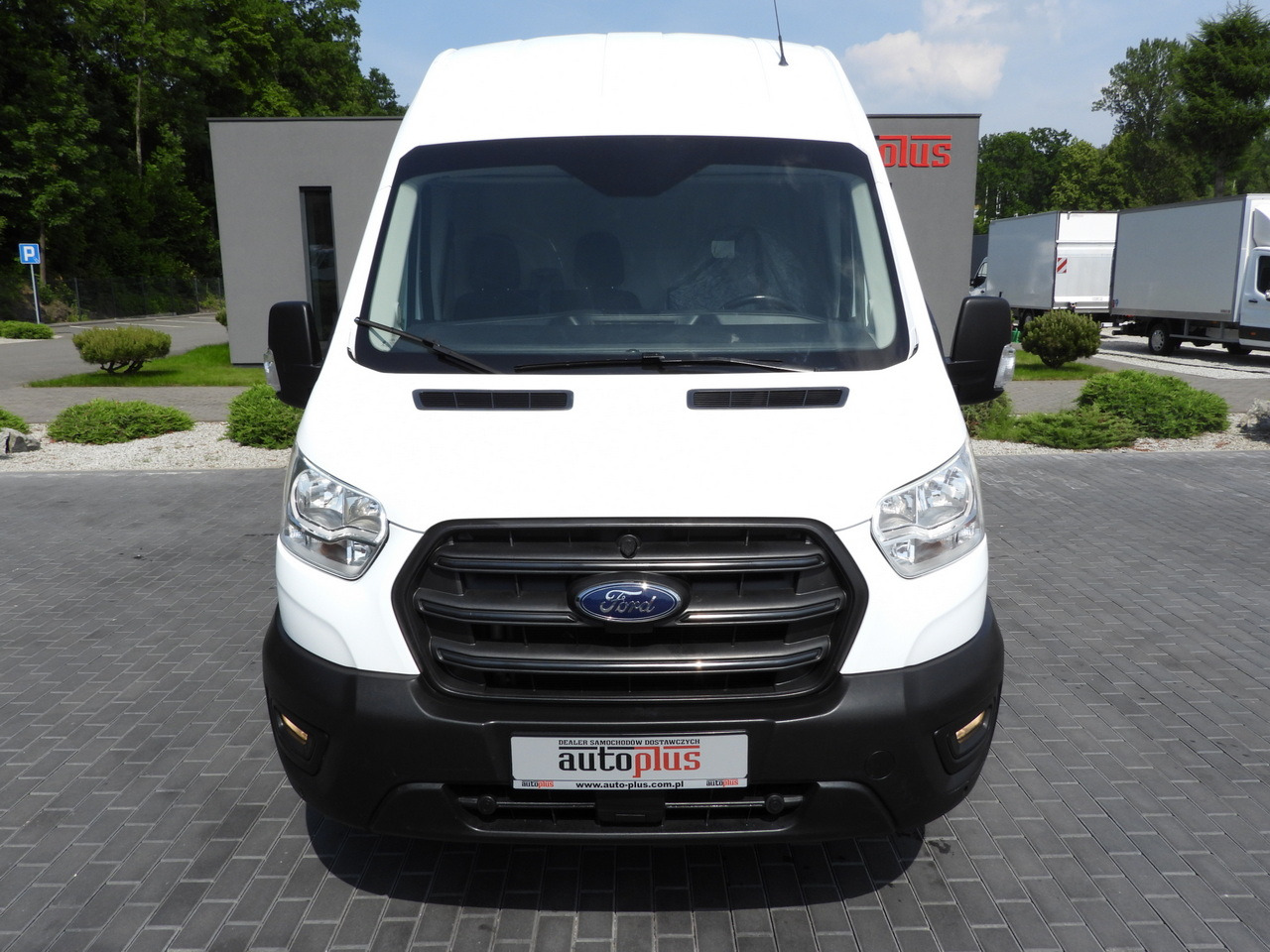 FORD TRANSIT  VAN CRUISE CONTROL LED LIGHTS AIR CONDITIONING  130HP - Panel van: picture 5 FORD TRANSIT  VAN CRUISE CONTROL LED LIGHTS AIR CONDITIONING  130HP - Panel van: picture 5