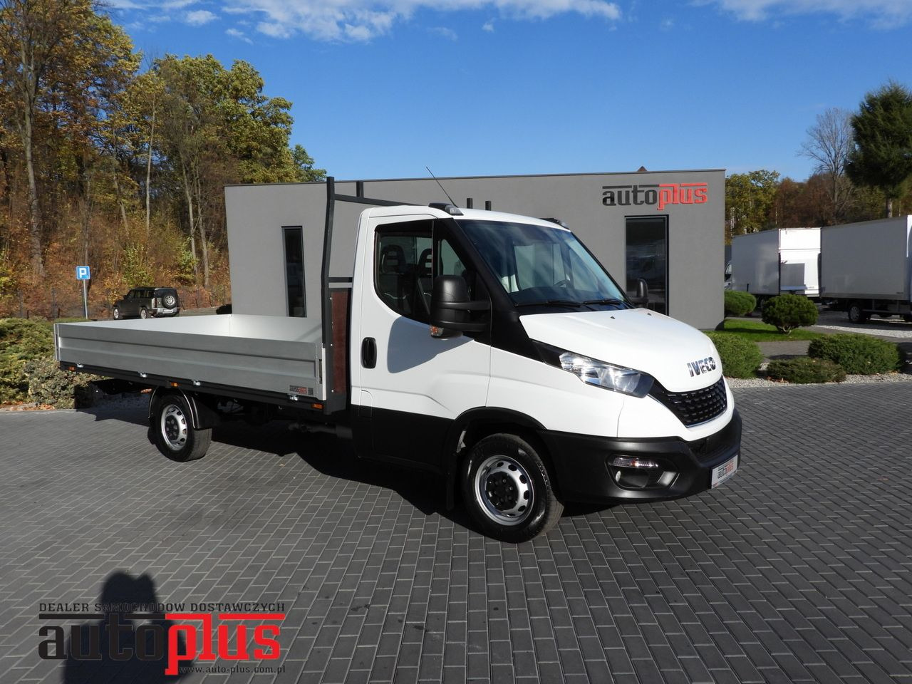 IVECO DAILY 35S14 STAKE BODY 8 PALLETS CRUISE CONTROL AIR CONDITIONING 140HP - Open body delivery van: picture 1 IVECO DAILY 35S14 STAKE BODY 8 PALLETS CRUISE CONTROL AIR CONDITIONING 140HP - Open body delivery van: picture 1