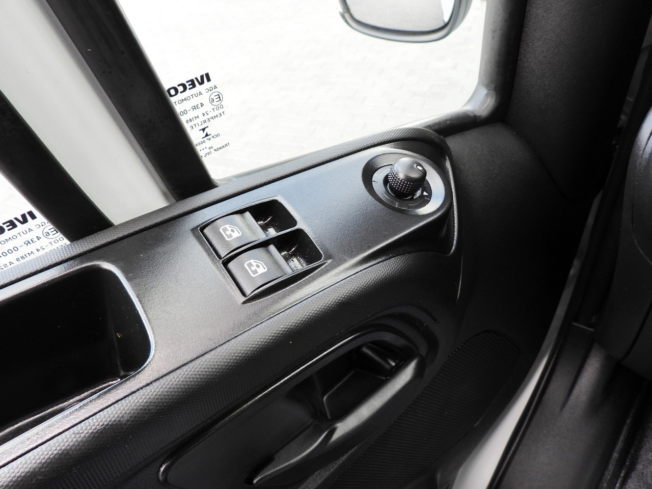 Open body delivery van IVECO DAILY 35S16 STAKE BODY 10 PALLETS CRUISE CONTROL AIR CONDITIONING  160HP: picture 27