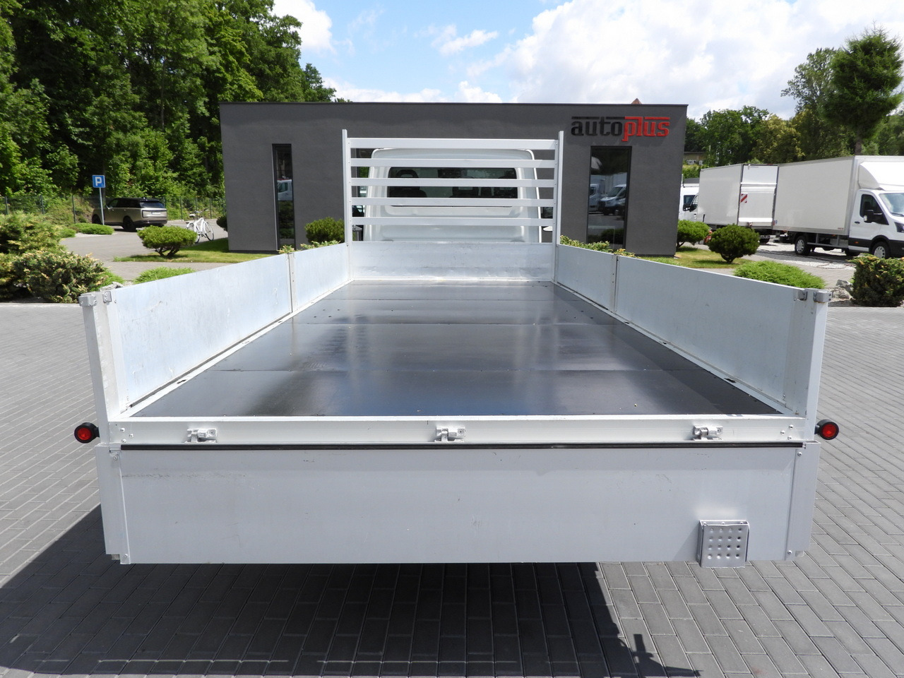 Open body delivery van IVECO DAILY 35S16 STAKE BODY 10 PALLETS CRUISE CONTROL AIR CONDITIONING  160HP: picture 11