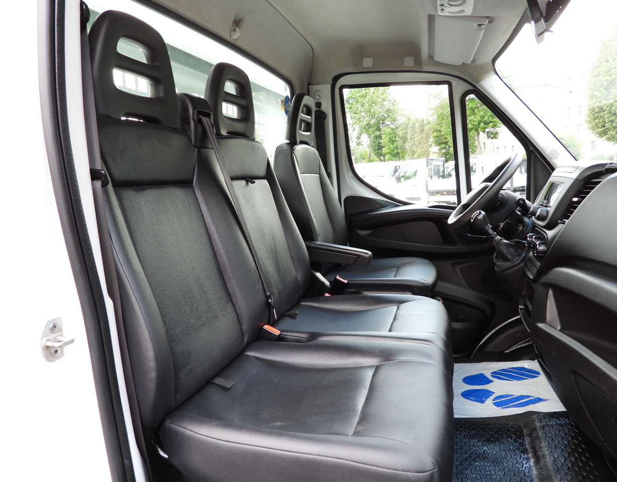 Tipper van IVECO DAILY  CRUISE CONTROL TWIN WHEELS AIR CONDITIONING  140HP: picture 39