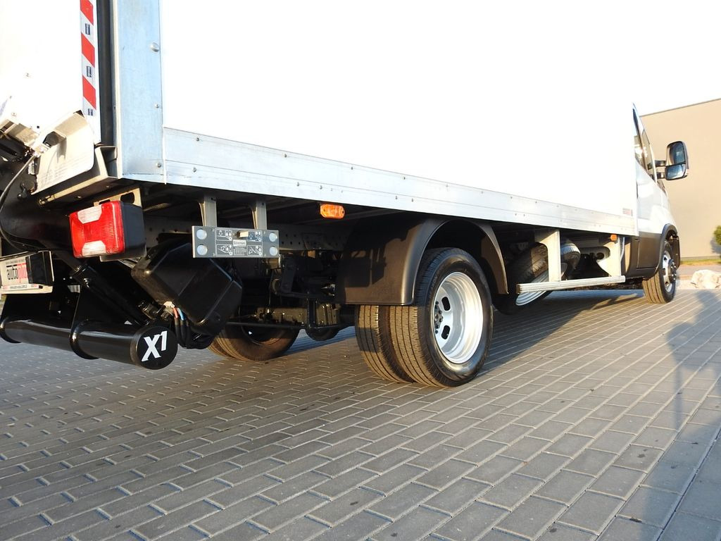 Closed box van Iveco DAILY 35S16 KOFFER AUFZUG 8 PALETTEN TEMPOMAT: picture 16