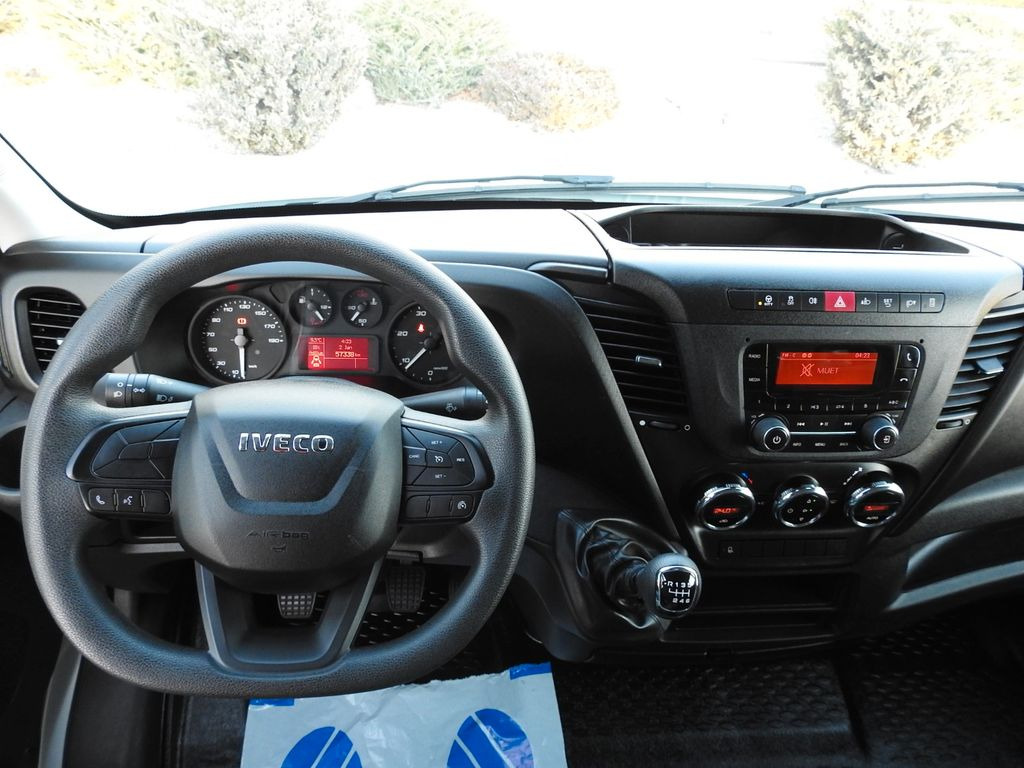 Closed box van Iveco DAILY 35S16 KOFFER AUFZUG 8 PALETTEN TEMPOMAT: picture 22