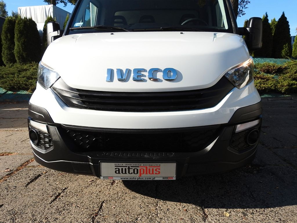Iveco DAILY 35S18 PRITSCHE PLANE 10 PALETTEN AUFZUG - Curtain side van: picture 5 Iveco DAILY 35S18 PRITSCHE PLANE 10 PALETTEN AUFZUG - Curtain side van: picture 5