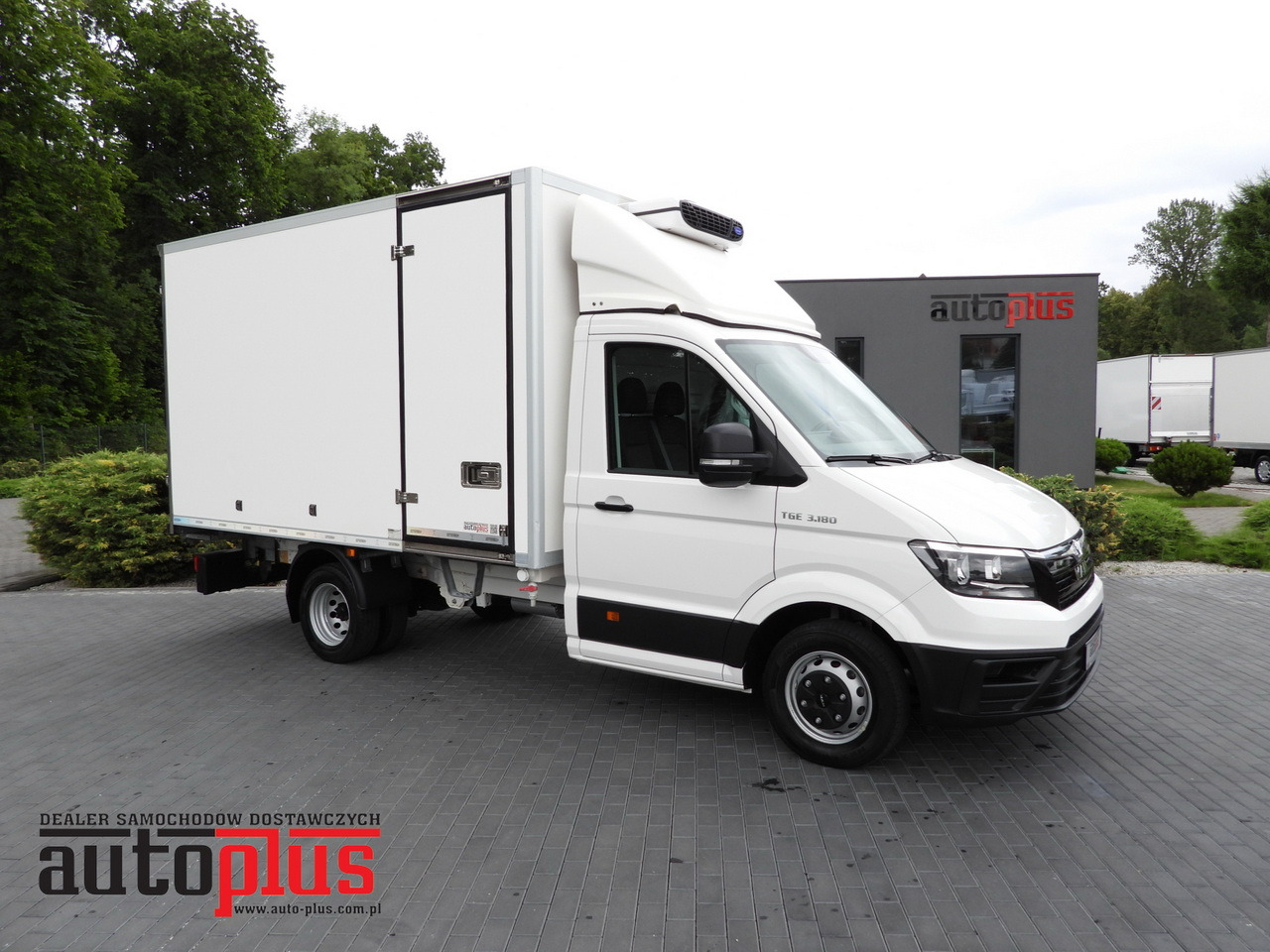MAN TGE 3.180 REGRIGERATOR BOX 0*C CRUISE CONTROL TWIN WHEELS AIR CONDITIONING 180HP - Refrigerated delivery van: picture 1 MAN TGE 3.180 REGRIGERATOR BOX 0*C CRUISE CONTROL TWIN WHEELS AIR CONDITIONING 180HP - Refrigerated delivery van: picture 1