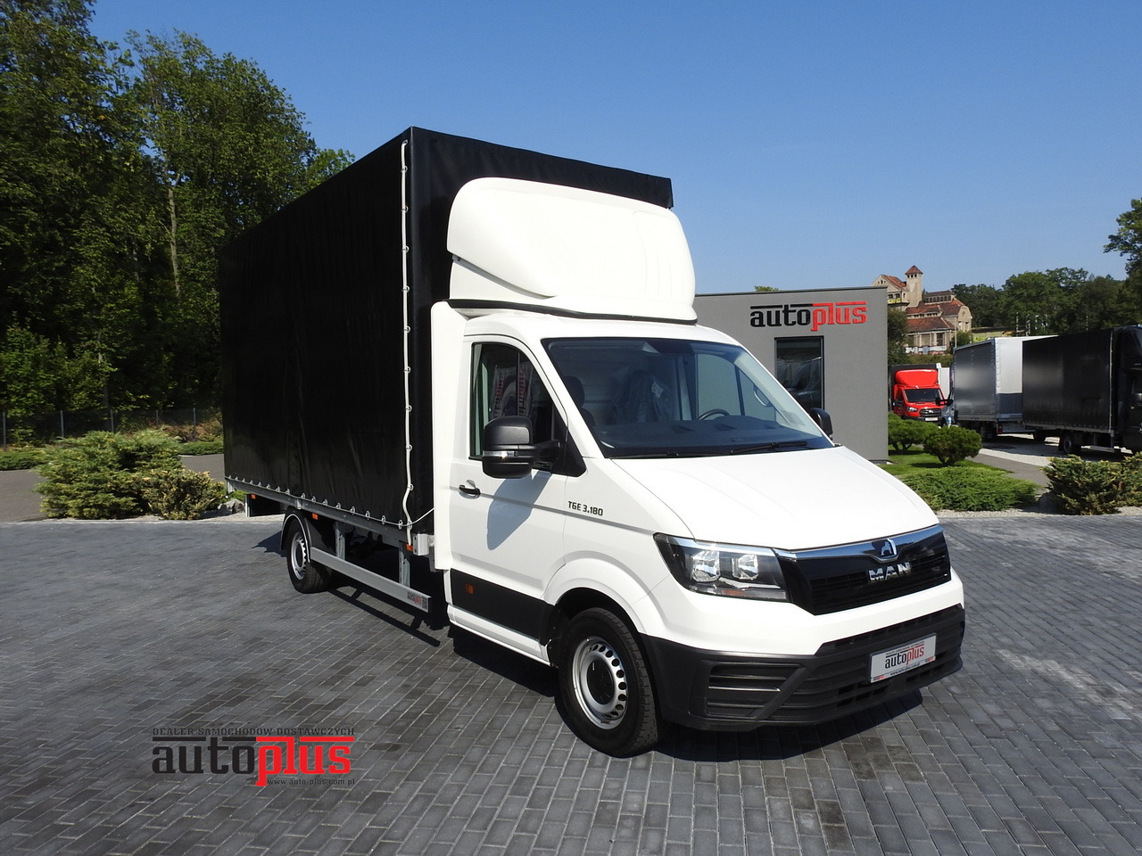 MAN TGE TARPAULIN 10 PALLETS AIR CONDITIONING 180HP - Curtain side van: picture 1 MAN TGE TARPAULIN 10 PALLETS AIR CONDITIONING 180HP - Curtain side van: picture 1