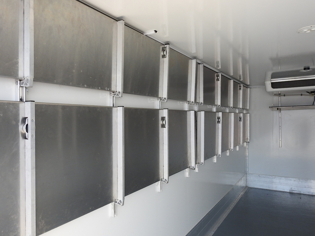 MAN TGL 10.180 REGRIGERATOR BOX -20*C 11 PALLETS POWER SUPPLY 230V AIR CONDITIONING PNEUMATICS TWIN WHEELS  180HP leasing MAN TGL 10.180 REGRIGERATOR BOX -20*C 11 PALLETS POWER SUPPLY 230V AIR CONDITIONING PNEUMATICS TWIN WHEELS  180HP: picture 25