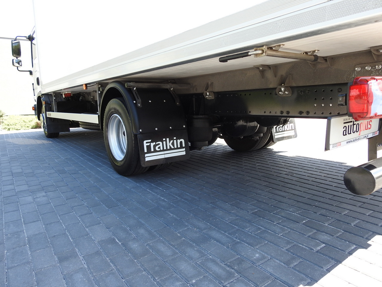 MAN TGL 10.180 REGRIGERATOR BOX -20*C 11 PALLETS POWER SUPPLY 230V AIR CONDITIONING PNEUMATICS TWIN WHEELS  180HP leasing MAN TGL 10.180 REGRIGERATOR BOX -20*C 11 PALLETS POWER SUPPLY 230V AIR CONDITIONING PNEUMATICS TWIN WHEELS  180HP: picture 17