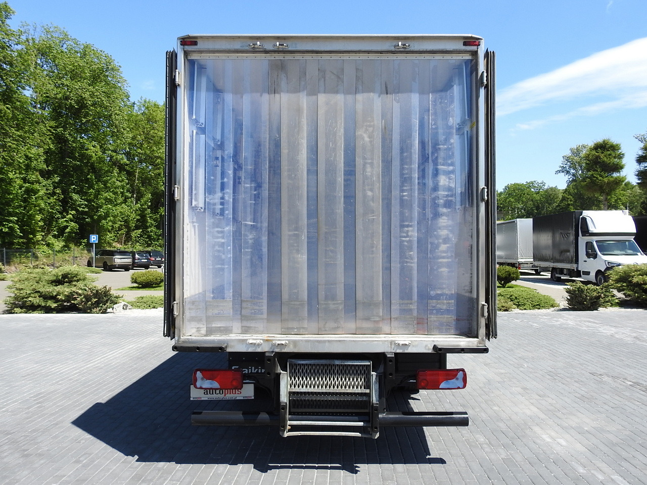 MAN TGL 10.180 REGRIGERATOR BOX -20*C 11 PALLETS POWER SUPPLY 230V AIR CONDITIONING PNEUMATICS TWIN WHEELS  180HP leasing MAN TGL 10.180 REGRIGERATOR BOX -20*C 11 PALLETS POWER SUPPLY 230V AIR CONDITIONING PNEUMATICS TWIN WHEELS  180HP: picture 12