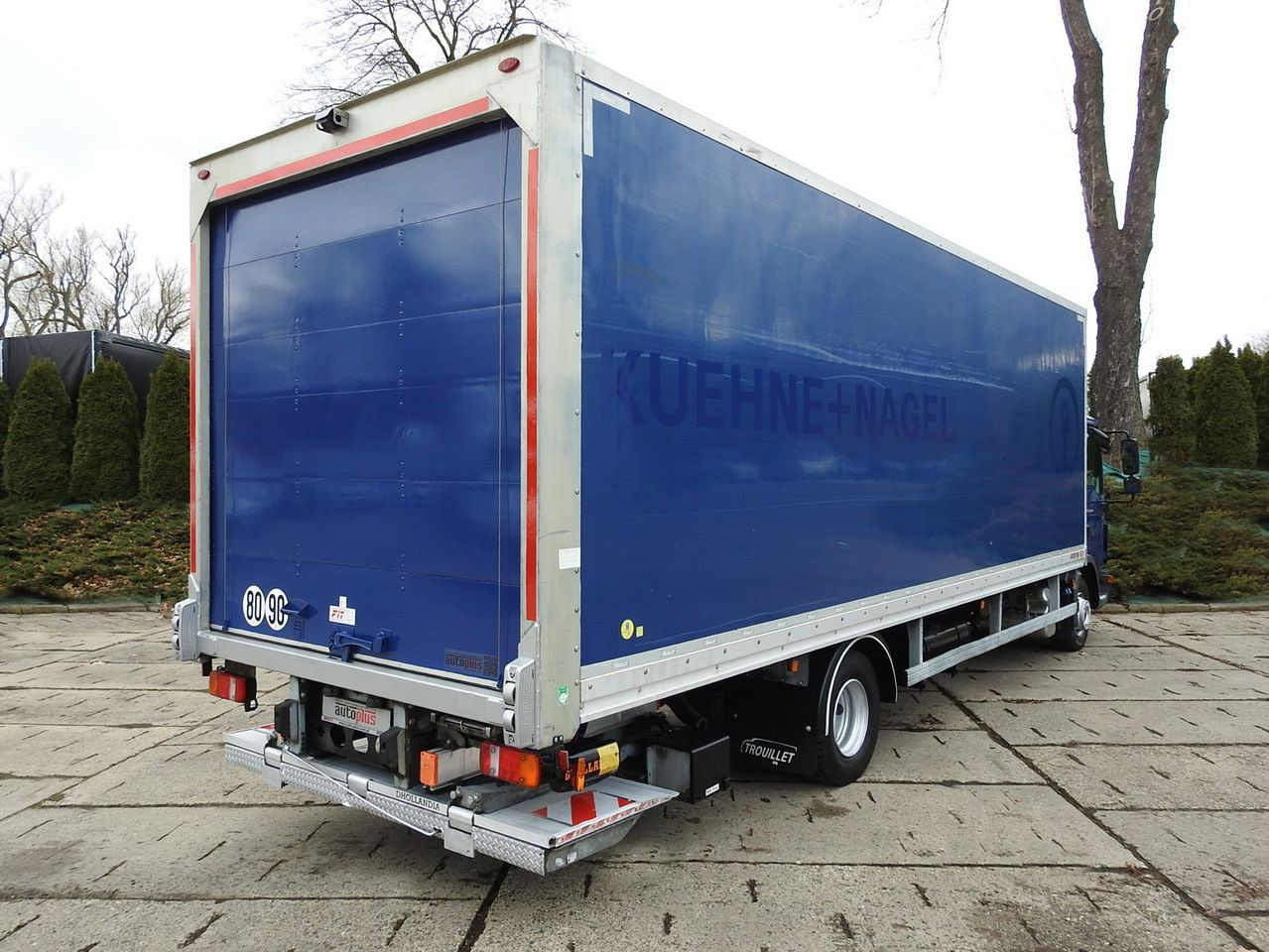 MAN TGL 12.220 BOX LIFT 18 PALLETS CRUISE CONTROLAIR CONDITIONING PNEUMATICS AUTOMATIC TWIN WHEELS 220HP - Closed box van: picture 3 MAN TGL 12.220 BOX LIFT 18 PALLETS CRUISE CONTROLAIR CONDITIONING PNEUMATICS AUTOMATIC TWIN WHEELS 220HP - Closed box van: picture 3