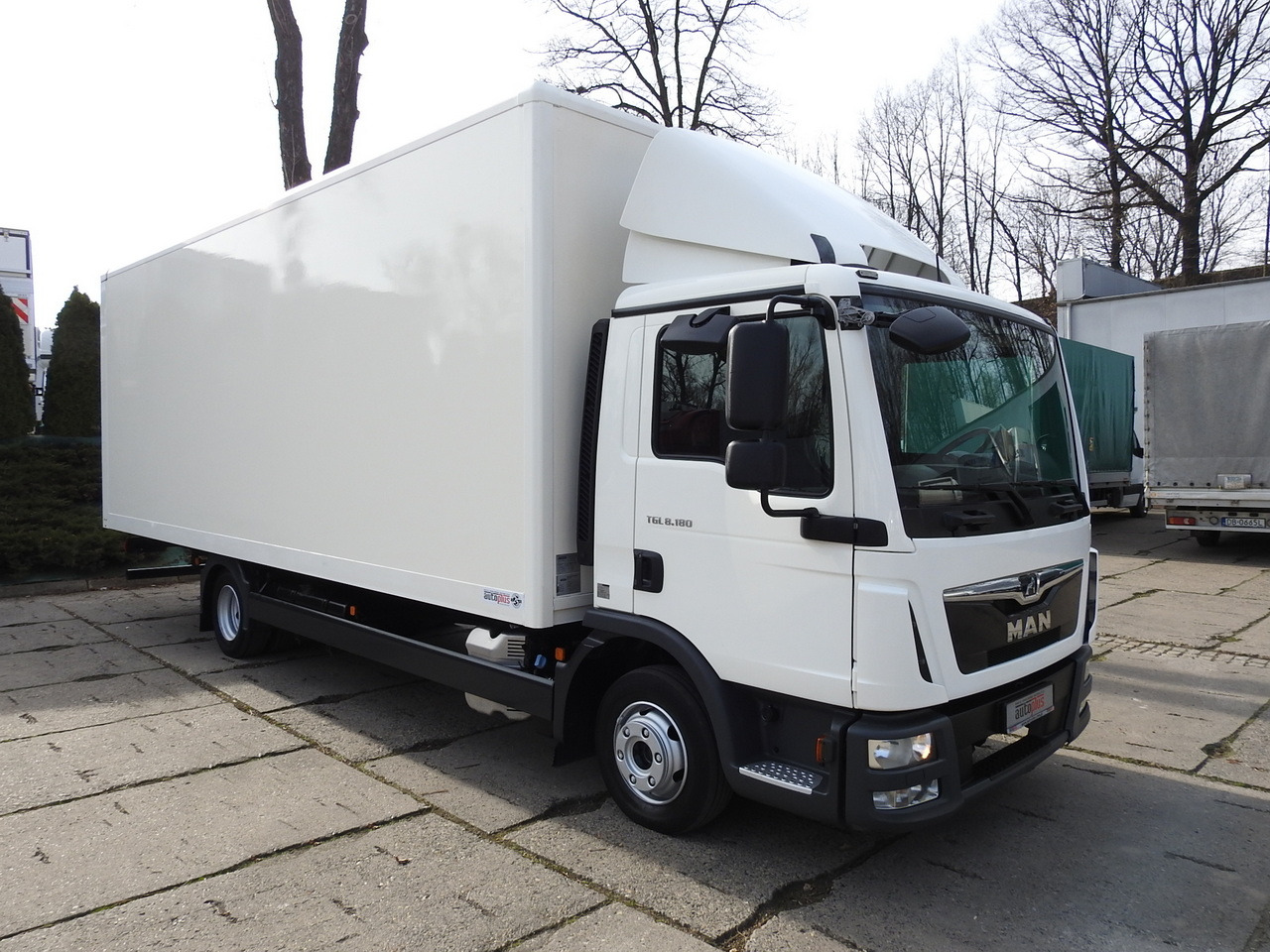 MAN TGL 8.18 BOX 16 PALLETS CRUISE CONTROL TWIN WHEELS 180HP - Closed box van: picture 4 MAN TGL 8.18 BOX 16 PALLETS CRUISE CONTROL TWIN WHEELS 180HP - Closed box van: picture 4