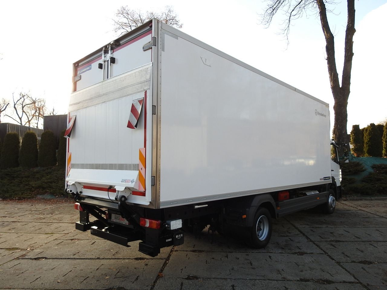 MERCEDES ATEGO 12.24 REGRIGERATOR BOX -10*C LIFT 16 PALLETS HEATING FUNCTION WEBASTO CRUISE CONTROL PNEUMATICS AIR CONDITIONING 240HP - Refrigerator truck: picture 3 MERCEDES ATEGO 12.24 REGRIGERATOR BOX -10*C LIFT 16 PALLETS HEATING FUNCTION WEBASTO CRUISE CONTROL PNEUMATICS AIR CONDITIONING 240HP - Refrigerator truck: picture 3