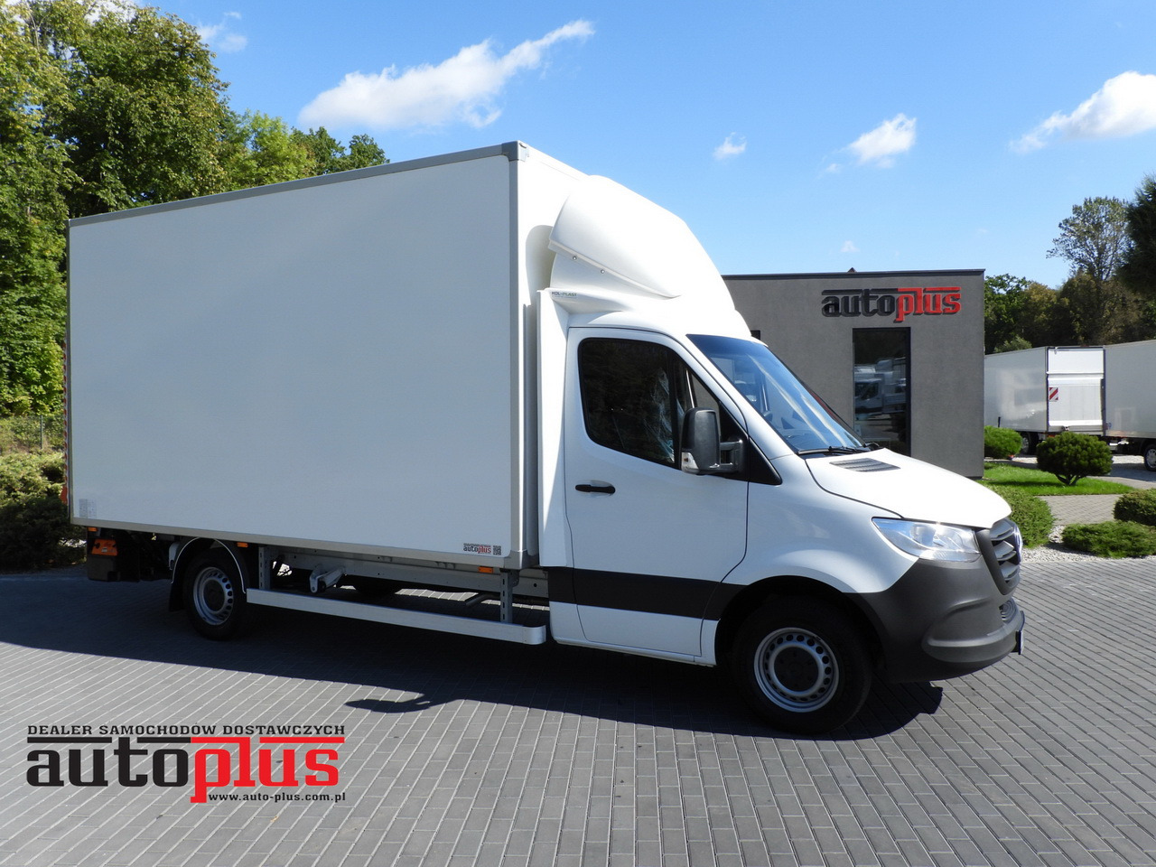 MERCEDES SPRINTER 315 BOX LIFT 8 PALLETS AIR CONDITIONING  150HP - Refrigerated delivery van: picture 1 MERCEDES SPRINTER 315 BOX LIFT 8 PALLETS AIR CONDITIONING  150HP - Refrigerated delivery van: picture 1