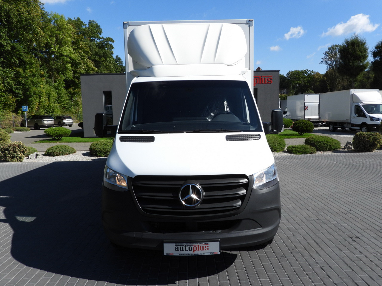 Closed box van MERCEDES SPRINTER 315 BOX LIFT 8 PALLETS AIR CONDITIONING 150HP: picture 5 Closed box van MERCEDES SPRINTER 315 BOX LIFT 8 PALLETS AIR CONDITIONING 150HP: picture 5