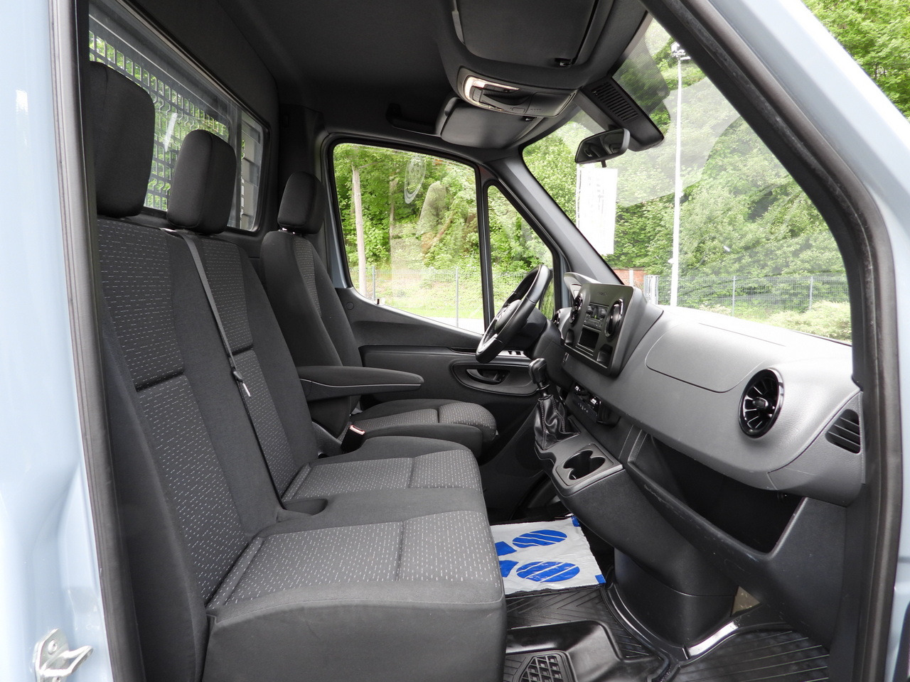 Open body delivery van MERCEDES SPRINTER 315 STAKE BODY 8 PALLETS CRUISE CONTROL AIR CONDITIONING 150HP: picture 35 Open body delivery van MERCEDES SPRINTER 315 STAKE BODY 8 PALLETS CRUISE CONTROL AIR CONDITIONING 150HP: picture 35