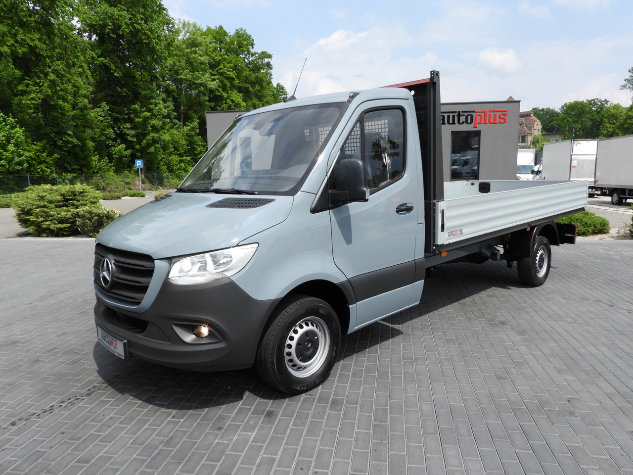 Open body delivery van MERCEDES SPRINTER 315 STAKE BODY 8 PALLETS CRUISE CONTROL AIR CONDITIONING 150HP: picture 17 Open body delivery van MERCEDES SPRINTER 315 STAKE BODY 8 PALLETS CRUISE CONTROL AIR CONDITIONING 150HP: picture 17