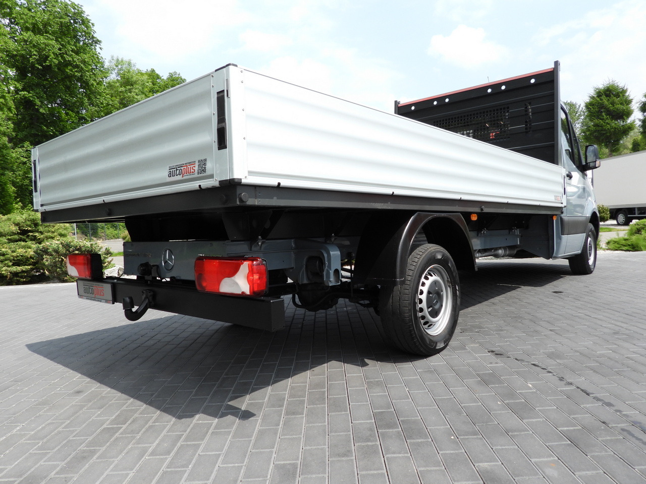 Open body delivery van MERCEDES SPRINTER 315 STAKE BODY 8 PALLETS CRUISE CONTROL AIR CONDITIONING 150HP: picture 21 Open body delivery van MERCEDES SPRINTER 315 STAKE BODY 8 PALLETS CRUISE CONTROL AIR CONDITIONING 150HP: picture 21