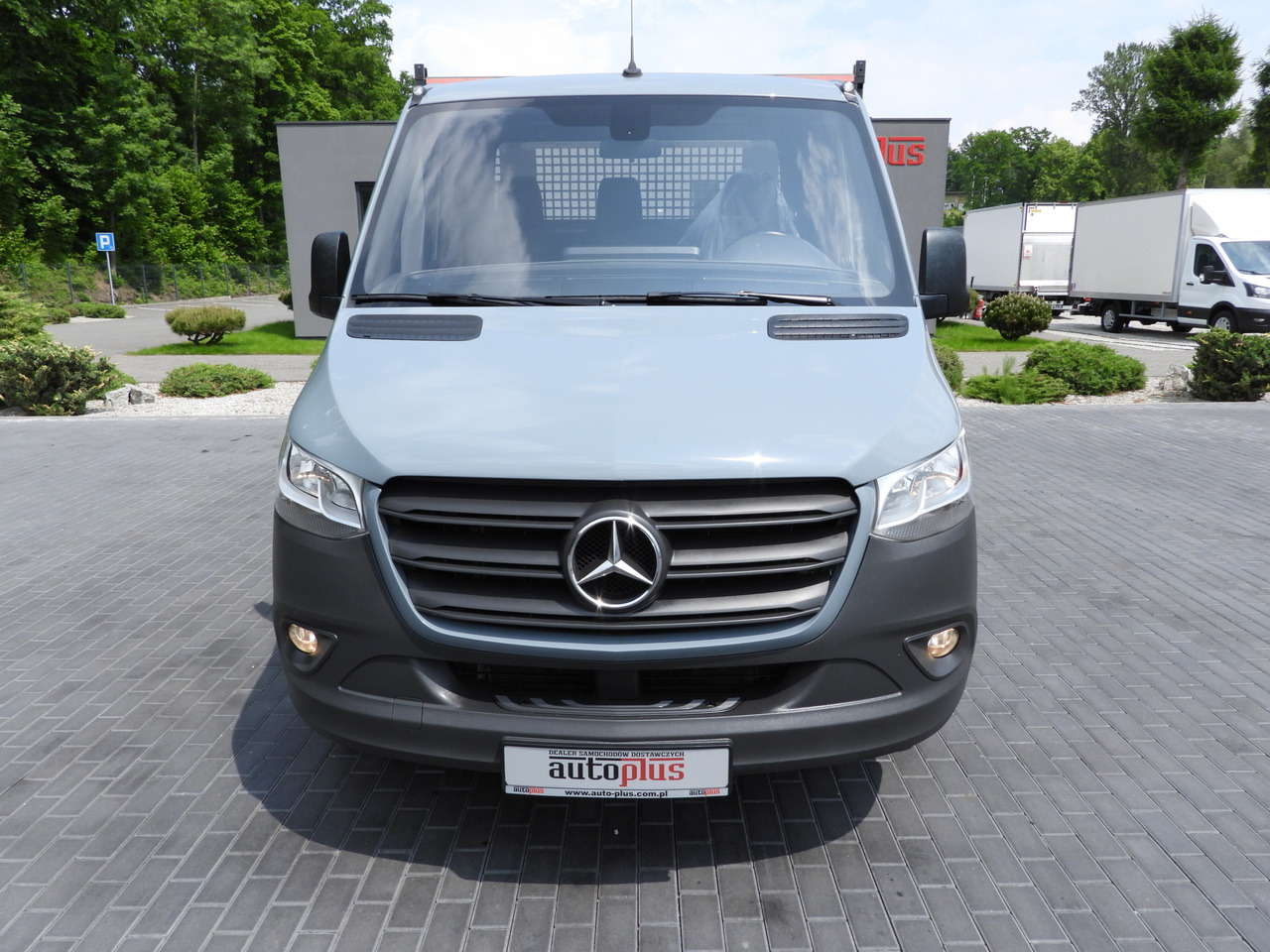 Open body delivery van MERCEDES SPRINTER 315 STAKE BODY 8 PALLETS CRUISE CONTROL AIR CONDITIONING 150HP: picture 5 Open body delivery van MERCEDES SPRINTER 315 STAKE BODY 8 PALLETS CRUISE CONTROL AIR CONDITIONING 150HP: picture 5