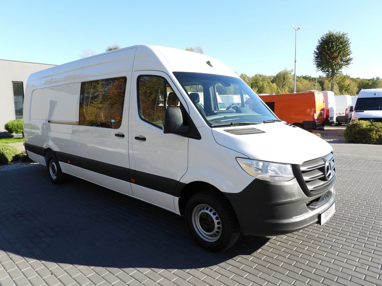 MERCEDES SPRINTER 316 BOX DELIVERY VAN 7 SEATS CRUISE CONTROL AUTOMATIC TRANSMISSION AIR CONDITIONING 160HP - Panel van: picture 5 MERCEDES SPRINTER 316 BOX DELIVERY VAN 7 SEATS CRUISE CONTROL AUTOMATIC TRANSMISSION AIR CONDITIONING 160HP - Panel van: picture 5