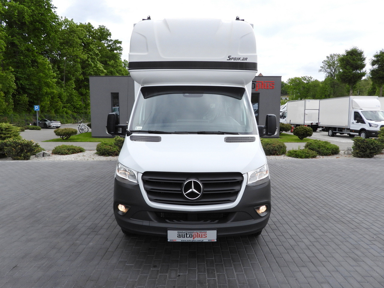 MERCEDES SPRINTER 519  TARPAULIN 8 PALLETS WEBASTO CRUISE CONTROL TWIN WHEELS AIR CONDITIONING  190HP - Curtain side van: picture 5 MERCEDES SPRINTER 519  TARPAULIN 8 PALLETS WEBASTO CRUISE CONTROL TWIN WHEELS AIR CONDITIONING  190HP - Curtain side van: picture 5