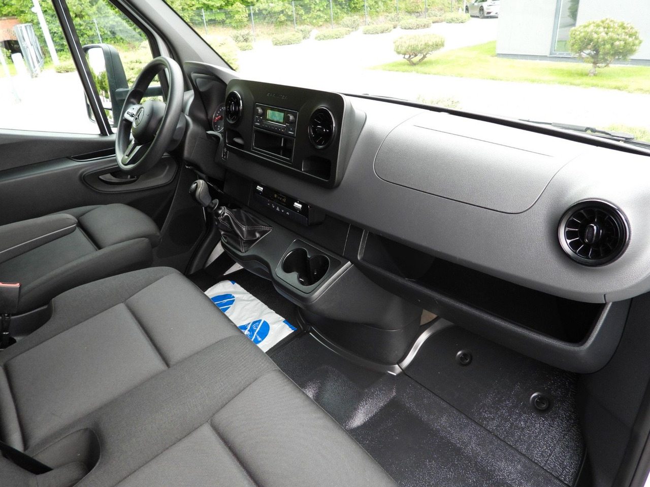 Curtain side van Mercedes-Benz SPRINTER 519  PRITSCHE PLANE 8 PALETTEN WEBASTO: picture 29