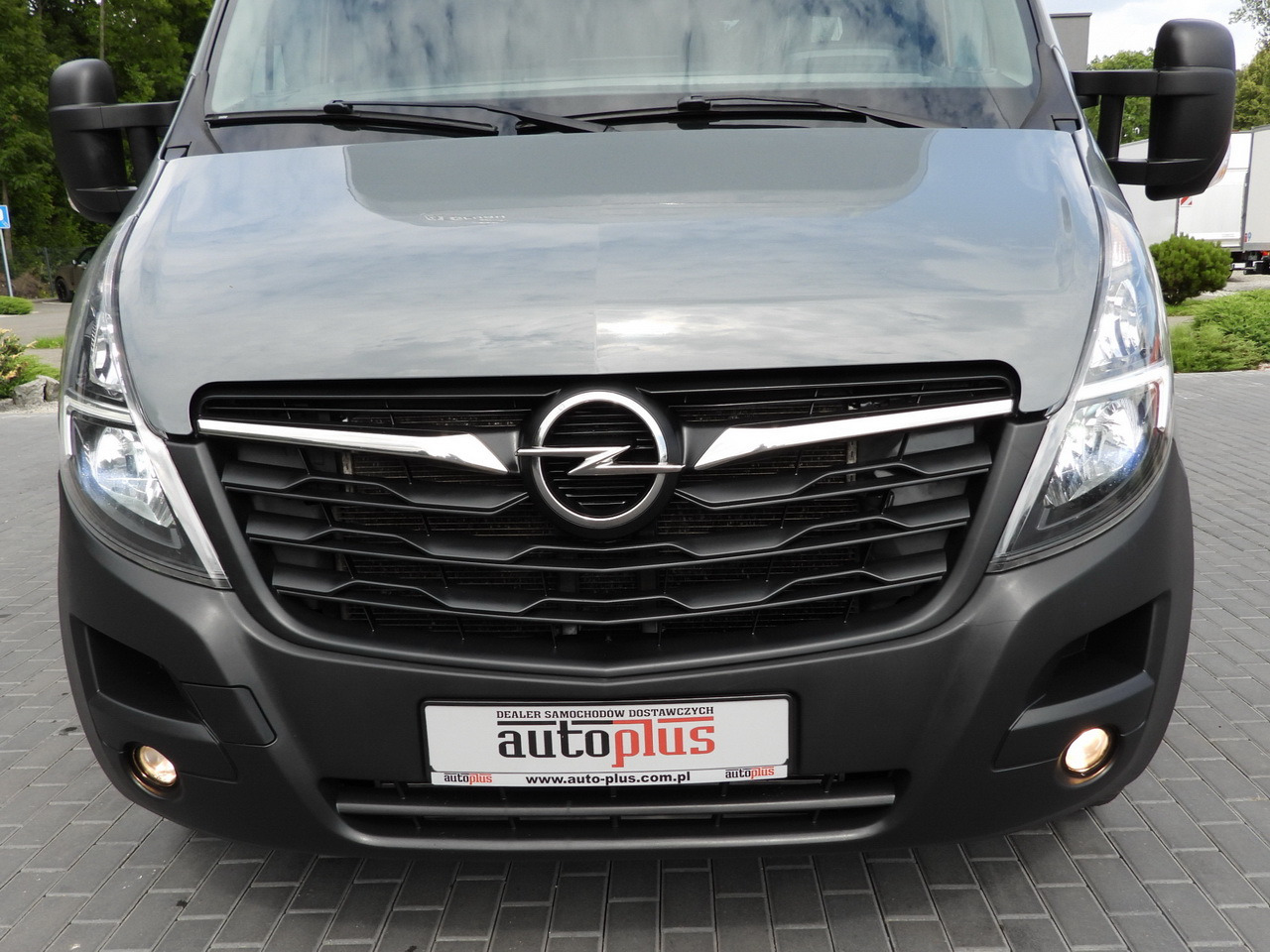 Curtain side van OPEL MOVANO TARPAULIN 10 PALLETS WEBASTO CRUISE CONTROL LED LIGHTS PNEUMATICS AIR CONDITIONING 165HP: picture 14 Curtain side van OPEL MOVANO TARPAULIN 10 PALLETS WEBASTO CRUISE CONTROL LED LIGHTS PNEUMATICS AIR CONDITIONING 165HP: picture 14