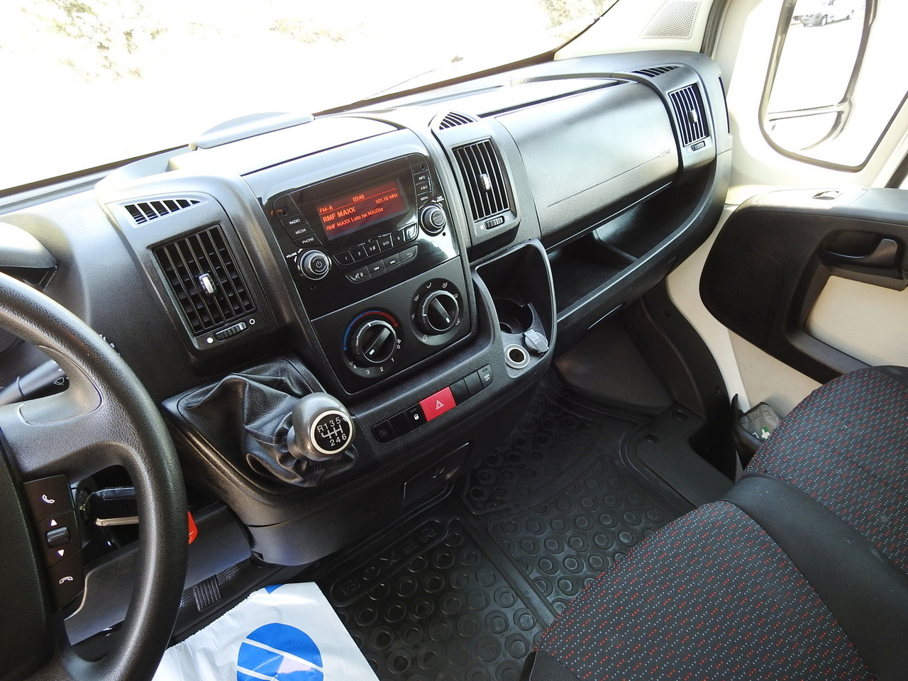 Panel van PEUGEOT BOXER BOX DELIVERY VAN 7 SEATS 110HP: picture 26 Panel van PEUGEOT BOXER BOX DELIVERY VAN 7 SEATS 110HP: picture 26